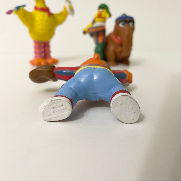 Vtg Sesame Street Muppets Figures Big Bird Bert Ernie Snuffleupagus Toys - Picture 4 of 13